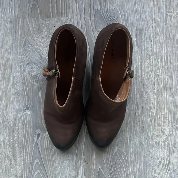 Sperry Top-Sider Dasher Lille Dark Ankle Bootie, Brown - Picture 3 of 10